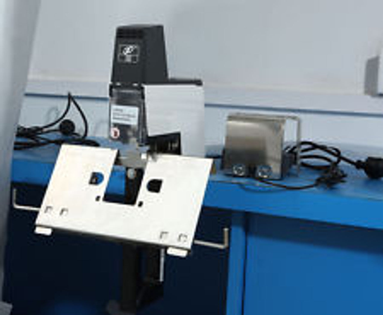 Staplex ® 9.8" Wide Flat/Saddle Table for S-106 Series
